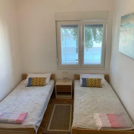 Kike Apartment